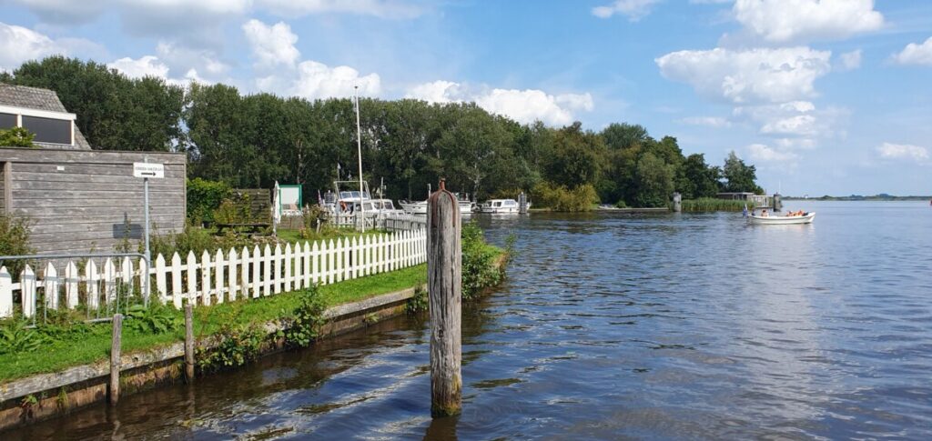 Oversteek met het veerpont Veenhoop